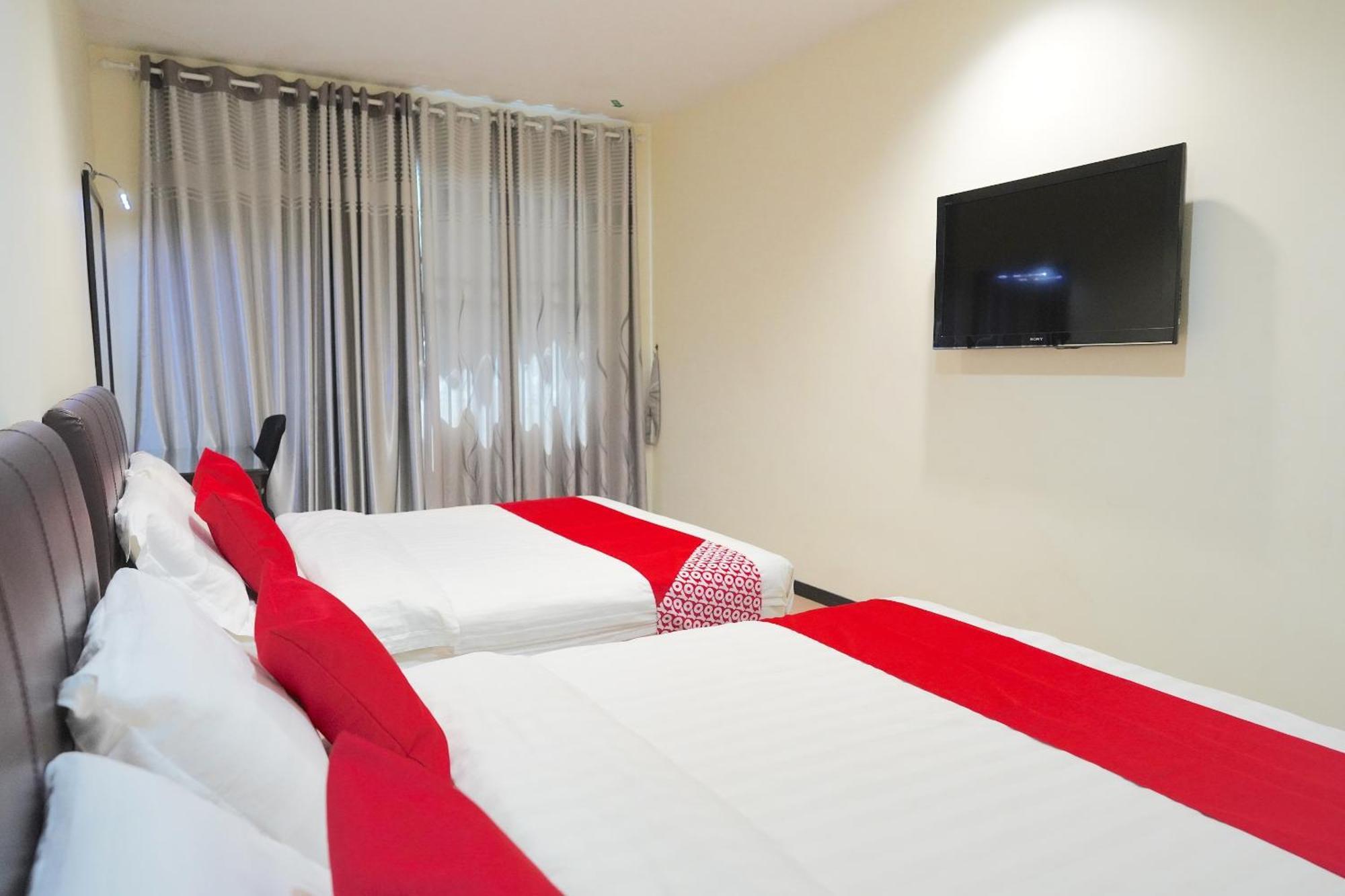 Super Oyo 89544 Utama Inn Bintulu Exterior photo
